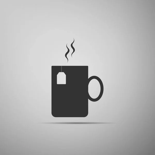 Xícara de chá com ícone de saco de chá isolado em fundo cinza. Design plano. Ilustração vetorial — Vetor de Stock