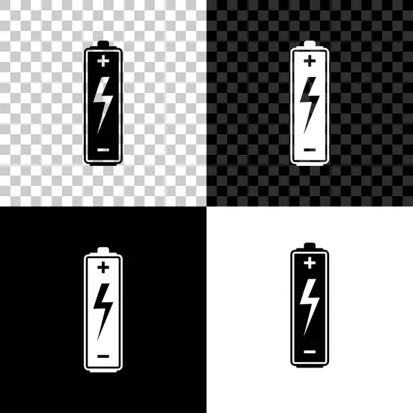 在黑色、白色和透明背景上隔离的电池图标。闪电符号。矢量插图 — 图库矢量图片