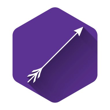 Beyaz Hippi ok ikonu uzun gölgeli izole edilmiş. Mor altıgen düğmesi. Vektör İllüstrasyonu