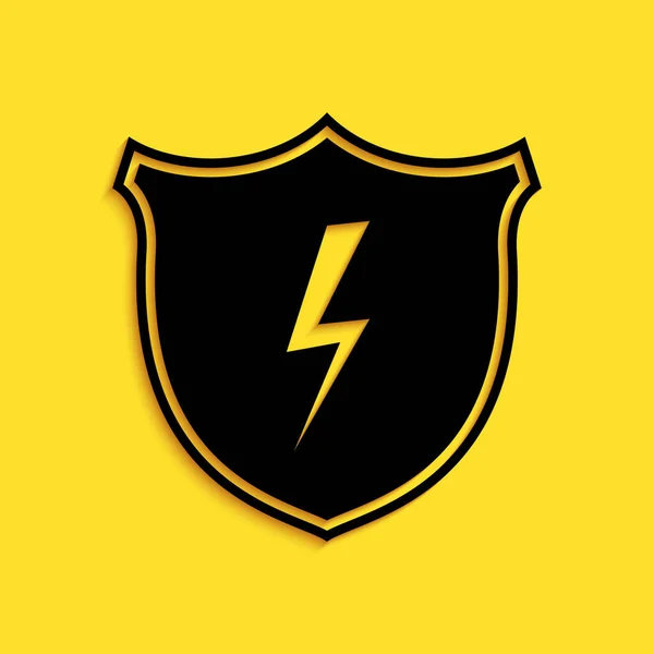 黄色の背景に隔離された雷アイコンとブラックセキュアシールド セキュリティ 安全性 プライバシーの概念 長い影のスタイル ベクトル — ストックベクタ