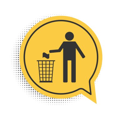 Siyah Adam çöp tenekesine çöp atıyor. Beyaz arka planda izole edilmiş. Geri dönüşüm sembolü. Sarı konuşma balonu sembolü. Vektör.