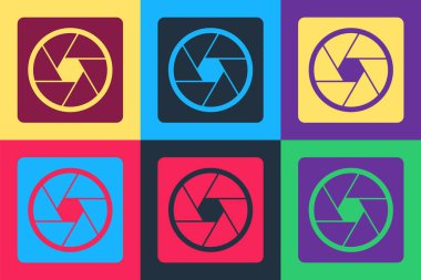 Pop Art Camera deklanşör simgesi renk arkaplanında izole edildi. Vektör.