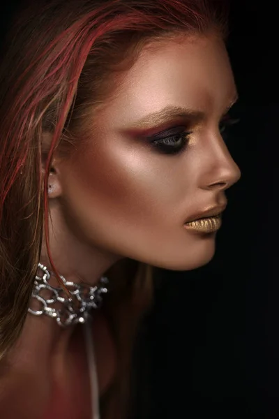 Portrait Woman Fantasy Makeup Chain Neck — Stock Photo, Image
