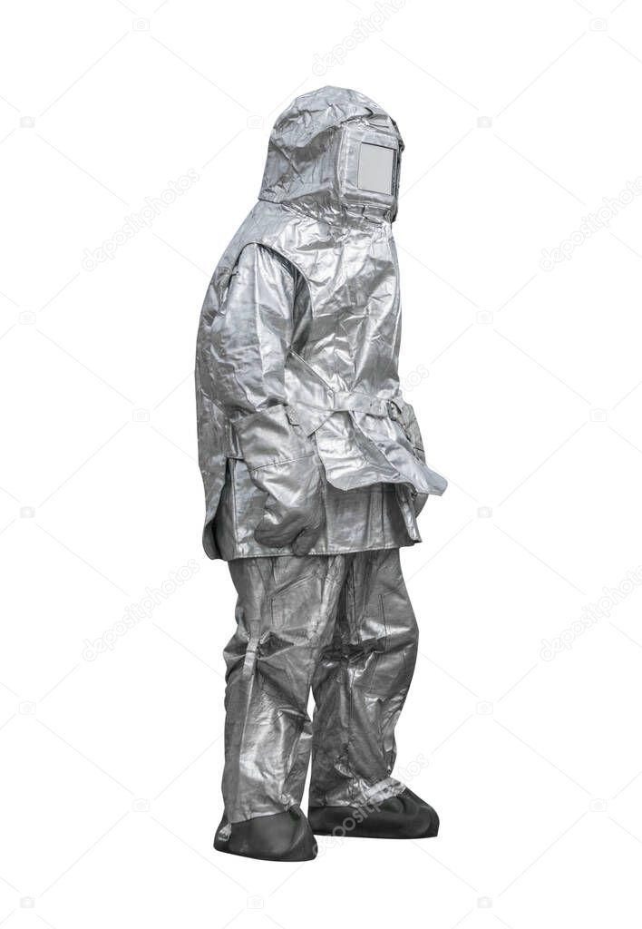 Fire protection suit - protects a fireman from high temperatures, especially near fires of extreme temperature