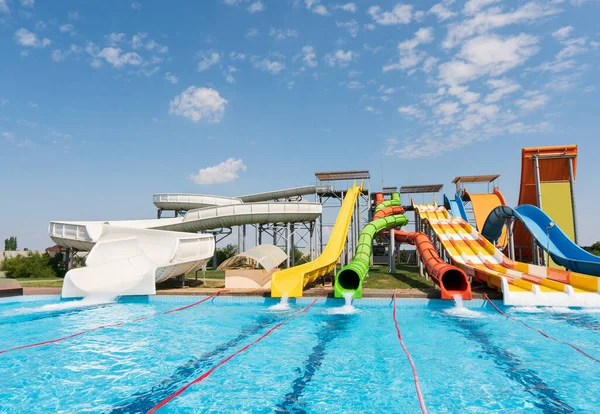 Water Park Bright Multi Colored Slides Pool Water Park People — Stock Photo, Image