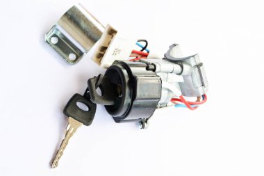 Ateşleme kilit ile araba anahtar.