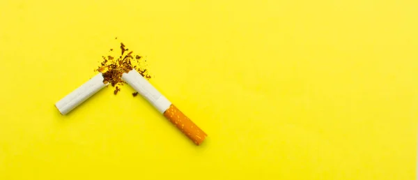 World Tobacco Day Broken Cigarette Isolated Yellow Background Banner — Stock Photo, Image