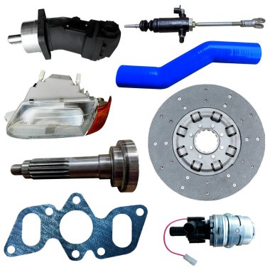 Beyaz arka planda yedek parça arabası var. Mağaza veya sonraki pazar için pek çok izole öge ile ayarla