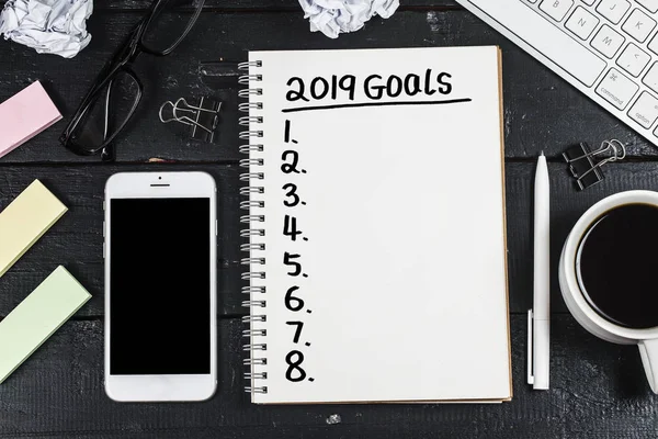 2019 New Year Goal Plan Action Text Notepad Office Accessories — Stock Photo, Image