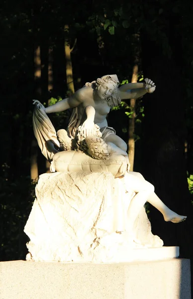 Cupid och psyke skulptur — Stockfoto