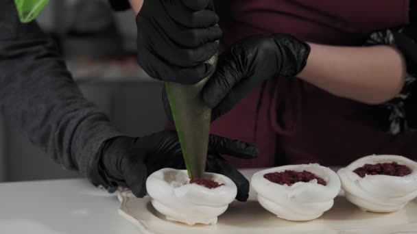 Pavlovay Şekerleme Tatlısı Kek Yapıyorum Adım Adım Uhd Fırını Konsepti — Stok video