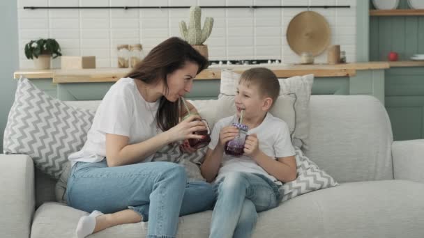 Mommy Play Cute Son Sofa Home Happy Family Shirts Jeans — Stock Video