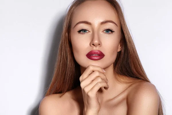 Belleza Retrato Mujer Joven Blanco Hermosa Chica Modelo Con Maquillaje — Foto de Stock