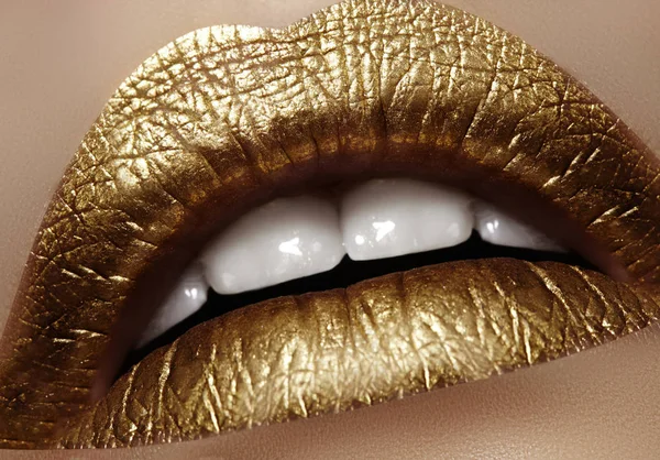 Beautiful Closeup Female Plump Lips Gold Color Makeup Fashion Celebrate — Stock Photo, Image