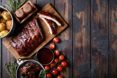 Domuz ve sığır eti kaburga ev yapımı