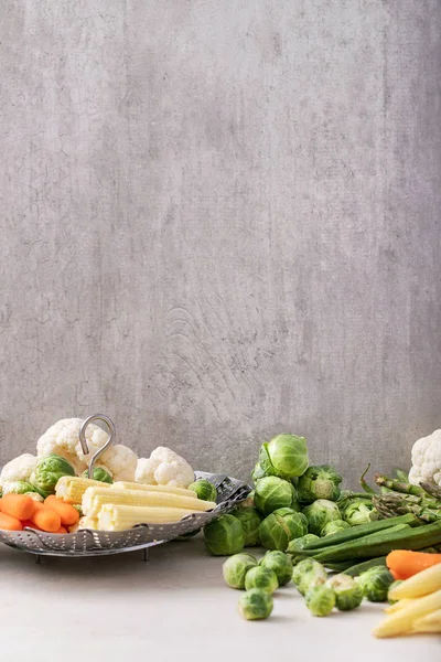 Verduras frescas listas para cocinar — Foto de Stock