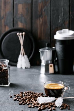 Bir fincan espresso.