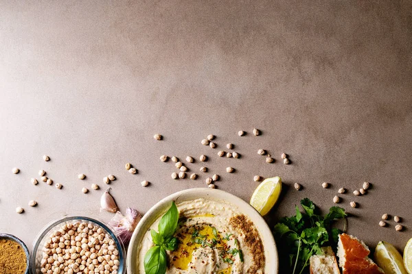 Hummus con olio d'oliva e cumino macinato — Foto Stock