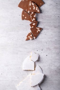 Geleneksel İspanyol şeker turron