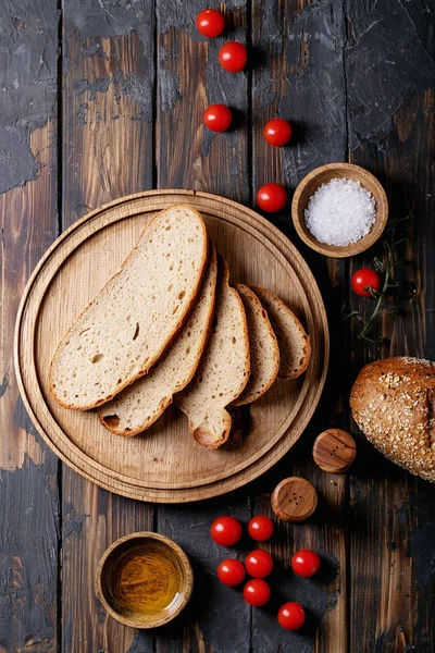 Rustic bread with tomatoes — Stock Photo, Image