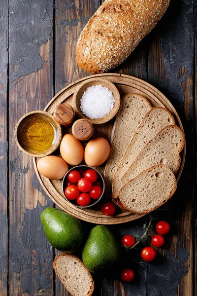 Ingredients for making avacado toast — Stock Photo, Image