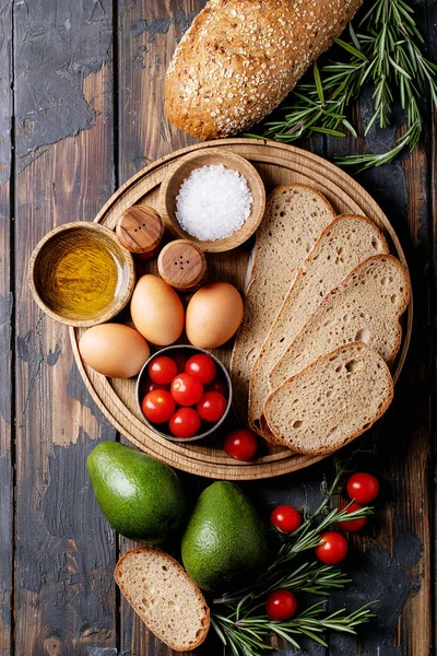 Ingredients for making avacado toast — Stock Photo, Image