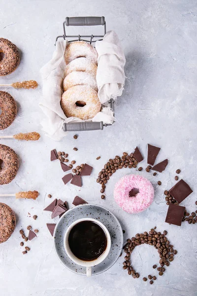 Kahve ile tatlı çörek