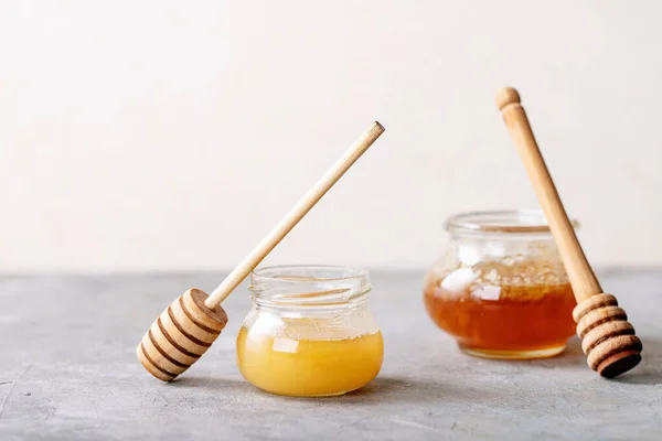 Glass Cup Black Tea Served Honey White Texture Background — Stock Photo, Image