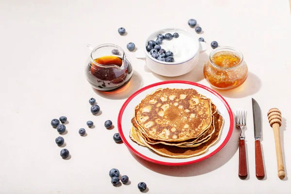 Stack Plain Pancakes Served Honey Blueberry White Background — Stock Photo, Image