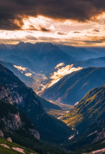 Görkemli Dolomites Dağ Silsilesi Vadinin Güney Tirol Dolomites Arka Plan — Stok fotoğraf