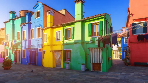 Rue Avec Des Bâtiments Colorés Dans Île Burano Venise Italie — Photo