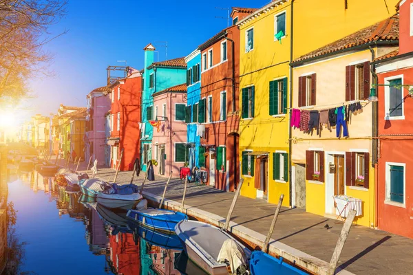Ulica Kolorowymi Budynkami Wyspie Burano Wenecja Włochy Architektura Zabytki Burano — Zdjęcie stockowe