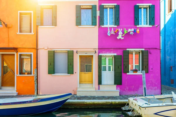 Preciosa Fachada Casa Paredes Colores Burano Venecia Canal Isla Burano — Foto de Stock