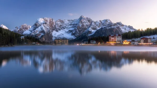 Bellissimo Panorama Invernale Con Neve Fresca Fresca Paesaggio Con Abeti — Foto Stock