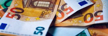 Euro parası, Avro nakit geçmişi. Avrupa Birliği 'nin banknotları. Avro parası. Farklı değerlere sahip birçok Euro banknotları. 