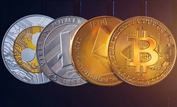 Set Van Cryptocurrencies Met Bitcoin Etherium Ripple Litecoin Cryptocurrencys Nieuw — Stockfoto