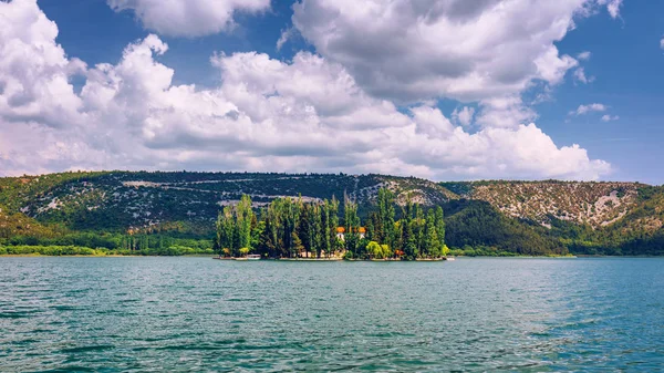 Eiland Visovac Klooster Krka Nationaal Park Dalmatië Kroatië Visovac Christelijk — Stockfoto