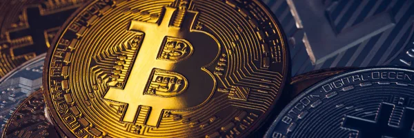Sammlung von Kryptowährungen, Bitcoin, Ethereum, Litecoin — Stockfoto