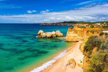 Praia dos Tres Castelos güney Portekiz, Portimao, Algarve reg