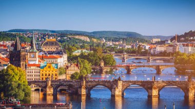Prag Manzara bahar günbatımı Eski Şehir iskele ark havadan görünümü