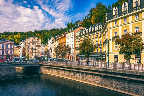 Karlovy Vary, Çek Cumhuriyeti - 30 Eylül 2017: Eski t görünümü