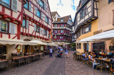 Colmar, Fransa - 27 Temmuz 2018: Colmar Eski şehir, Alsace, Fran