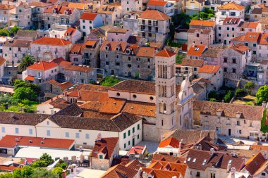 Aziz Stephen Katedrali, bir Roma Katolik katedrali için