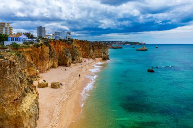 Praia dos Tres Castelos güney Portekiz, Portimao, Algarve reg