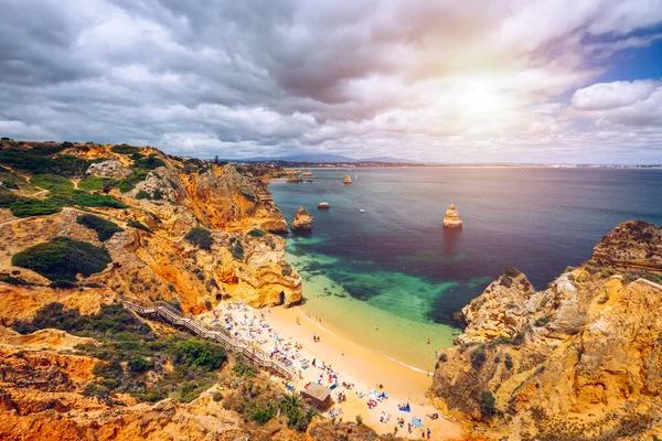 Playa de Camilo (Praia do Camilo) en Lagos, Algarve, Portugal. Madera — Foto de Stock