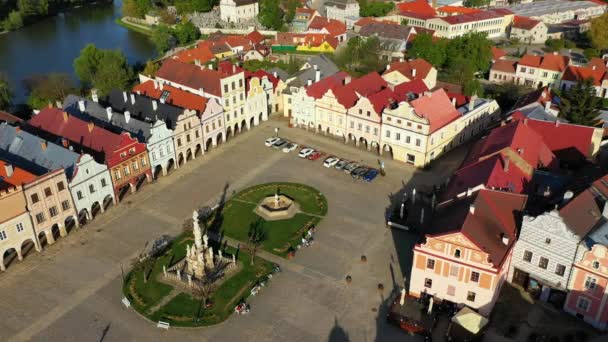 Paisagem Aérea Pequena Cidade Checa Telc Com Famosa Praça Principal — Vídeo de Stock