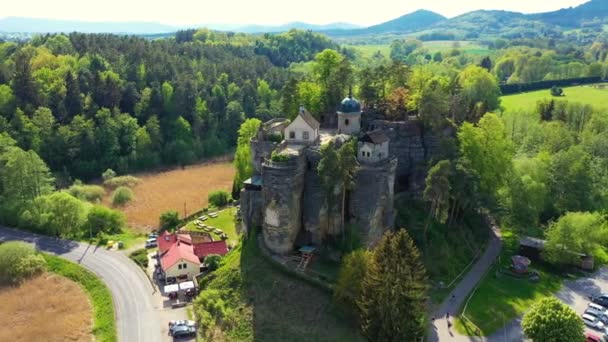 Vista Aérea Castelo Sloup Norte Boêmia Tchecoslováquia Sloup Rock Castle — Vídeo de Stock