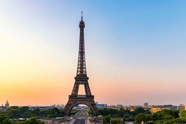 Torre Eiffel Verano París Francia Panorama Escénico Torre Eiffel Bajo — Foto de Stock