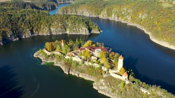 Luftaufnahme Der Burg Zvikov Tschechien Burg Zvikov Zusammenfluss Der Moldau — Stockvideo