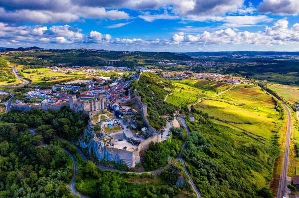 位于葡萄牙里斯本附近的奥比多斯城的空中景观 葡萄牙奥比多斯中世纪城镇的空中拍摄 奥比多斯中世纪要塞的空中景观 葡萄牙 — 图库照片